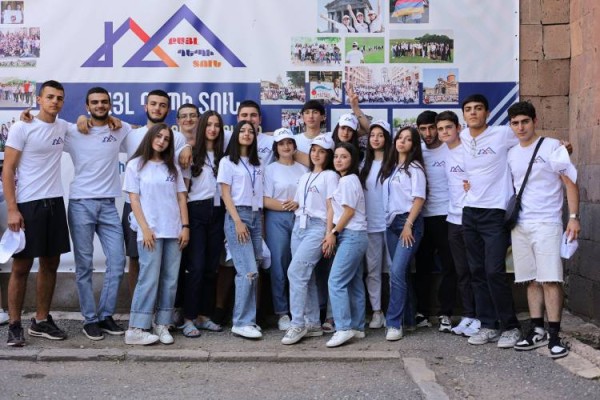 Փաշինյանը, պետբյուջեի հաշվին, մերձենում է սփյուռքի հետ․ Հրապարակ