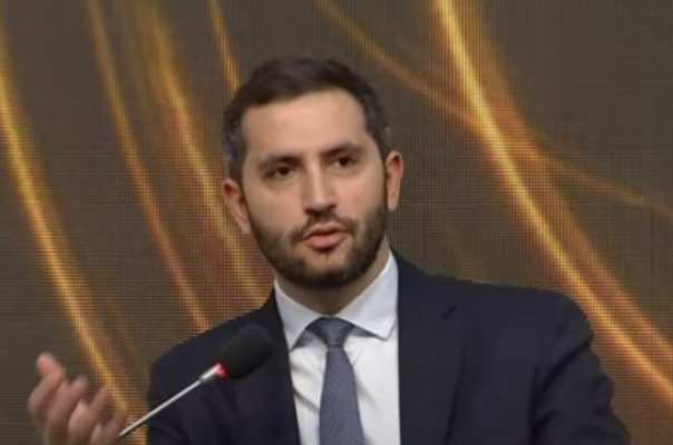 Հայաստանում «Զանգեզուր» անունով տարածքային միավոր չկա, կա Սյունիքի մարզ, Մեղրի քաղաք. Ռուբինյան