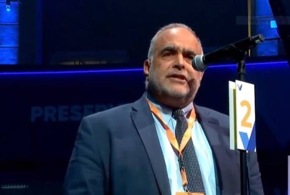 Րաֆֆի Հովհաննիսյանը ելույթներ է ունեցել ԵԺԿ համագումարում և հանդիպել կուսակցության առաջնորդներին