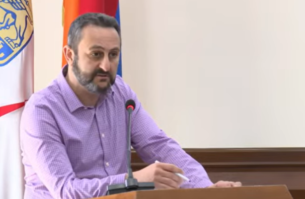 Էդ ձվերի վրա ո՞նց եք 70 մլն ծախսել. Պեդրո Զարոկյանը՝ քաղաքապետարանին