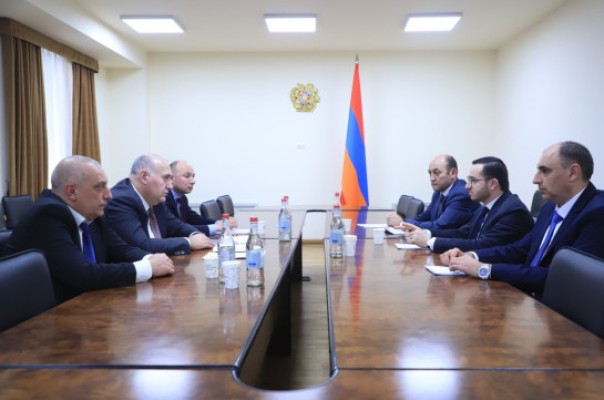 Քննարկվել են էլեկտրոնային հաղորդակցության ոլորտի զարգացումն ապահովող ռազմավարություններին առնչվող հարցեր