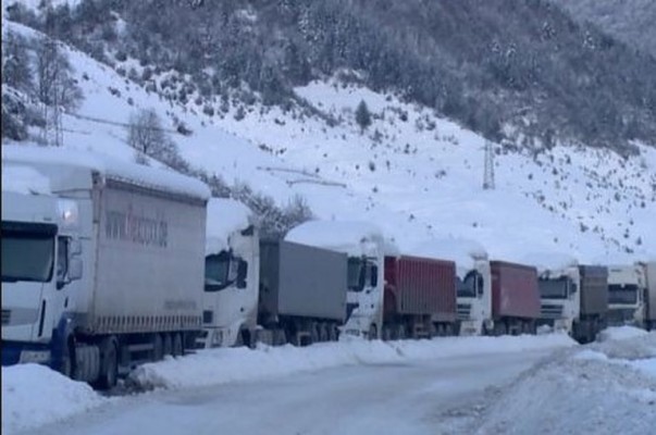 Ստեփանծմինդա-Լարս ավտոճանապարհը փակ է բեռնատարների համար