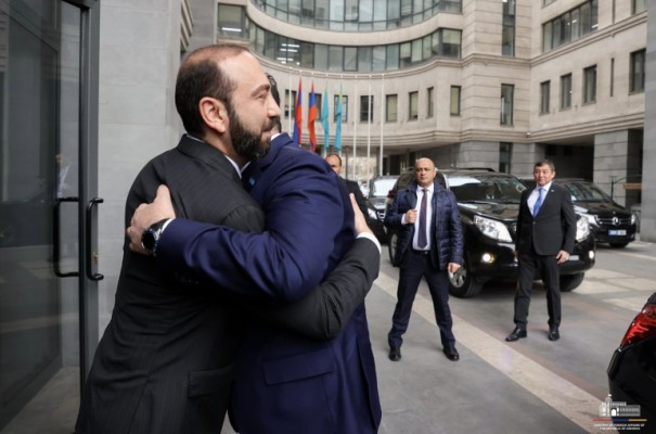 Ղազախստանի ԱԳ նախարարը Հայաստանում է