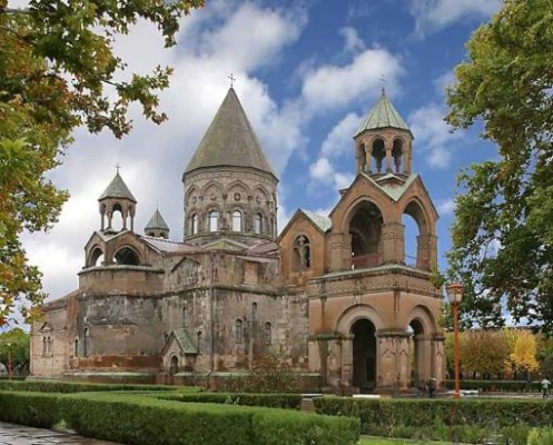 Ամենայն Հայոց Կաթողիկոսի հայրապետական տնօրինությամբ կատարվել են եկեղեցականների նոր նշանակումներ