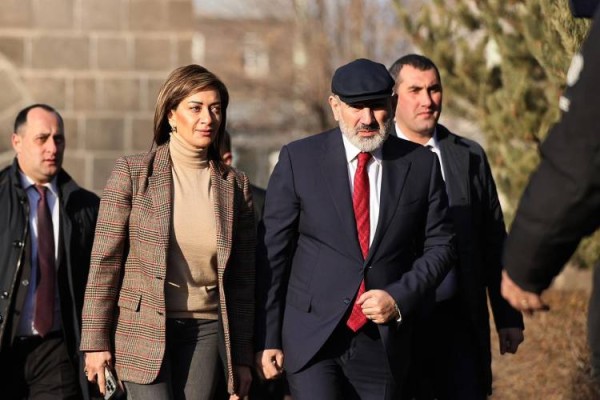 Գյումրիում Նիկոլ Փաշինյանին շատ «ջերմ» ընդունելություն են ցույց տվել. Ժողովուրդ