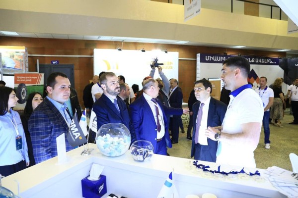 Էկոնոմիկայի նախարարը մասնակցել է «Leasing EXPO 2024/ Բոլոր սարքավորումները մեկ հարթակում» խոշոր ցուցահանդեսին