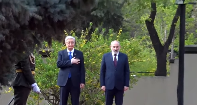 Տոկաևը ՀՀ նախագահական նստավայրում է. կայացել է դիմավորման պաշտոնական արարողությունը