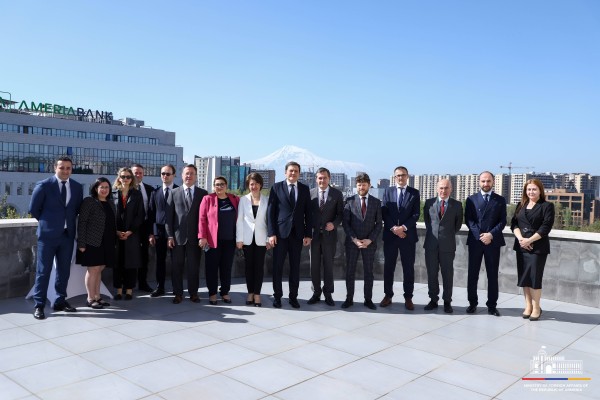 Հայաստանի և Ֆրանսիայի ԱԳ նախարարությունների միջև տեղի են ունեցել քաղաքական խորհրդակցություններ