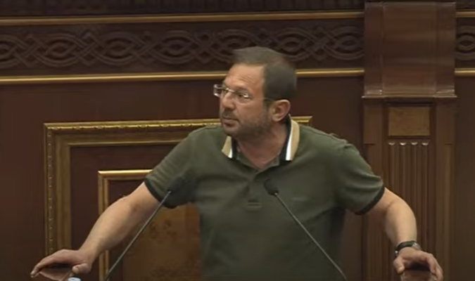 ՀՅԴ-ին ատում են Թուրքիայում, Ադրբեջանում, մեկ էլ Հայաստանի խորհրդարանում․ Գեղամ Մանուկյան