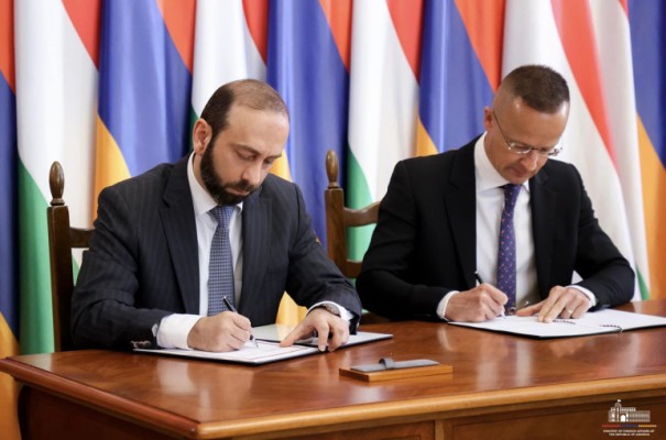 Արարատ Միրզոյանը և Հունգարիայի արտգործնախարարը 2 փաստաթուղթ են ստորագրել