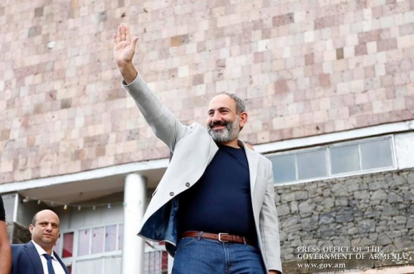 Ովքե՞ր են Փաշինյանից նվեր ստացել, որը բացելու են ապագայում