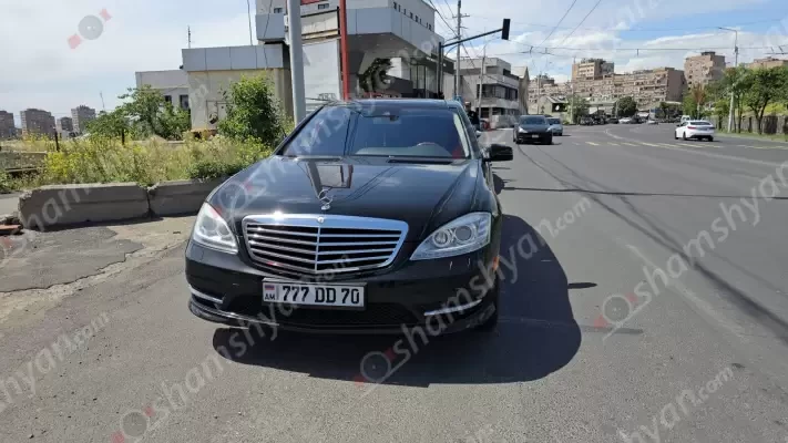Երևանում Mercedes-ը վրաերթի է ենթարկել հետիոտնի. վերջինը տեղափոխվել է հիվանդանոց. shamshyan.com