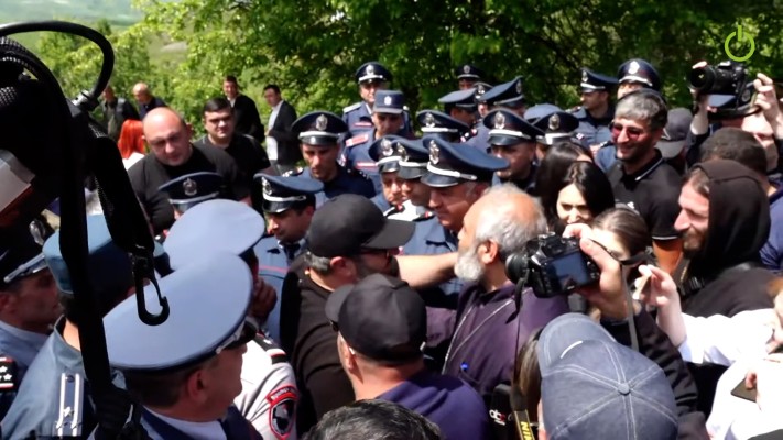 Սենց լավ ծնունդ չեմ նշել. Բագրատ սրբազան