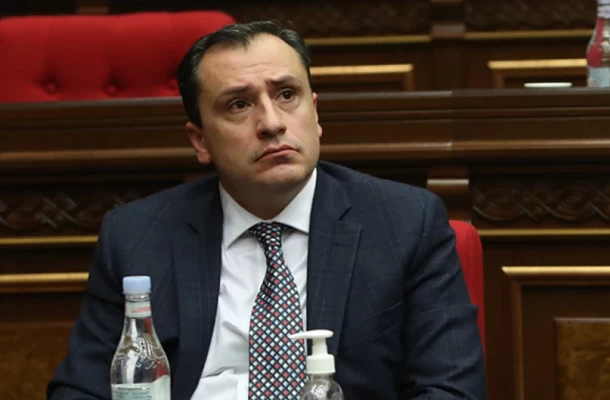 Ընդդիմադիրները սահմանազատման մասին հարցեր կուղղեն ՍԴ դատավորի թեկնածուին. Ժողովուրդ
