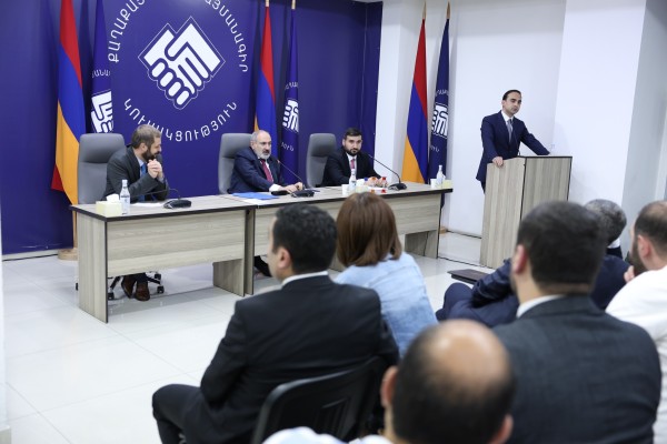 Տեղի է ունեցել «Քաղաքացիական պայմանագիր» կուսակցության նախաձեռնող խմբի նիստ