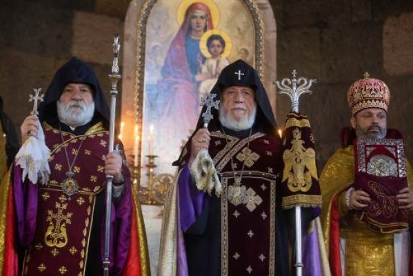 Սուրբ Էջմիածնի օրհնությամբ կարողանանք շուտափույթ հաղթահարել բոլոր փորձություններն ու մարտահրավերները