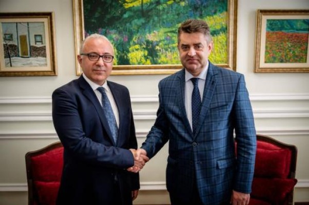 Հայաստանը և Ուկրաինան կարծիքներ են փոխանակել երկուստեք հետաքրքրություն ներկայացնող հարցերի շուրջ