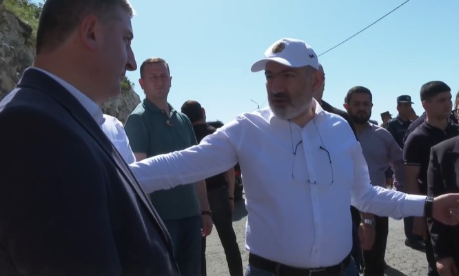 Հայաստանում հնարավոր է` վճարովի ճանապարհներ լինեն. Փաշինյան