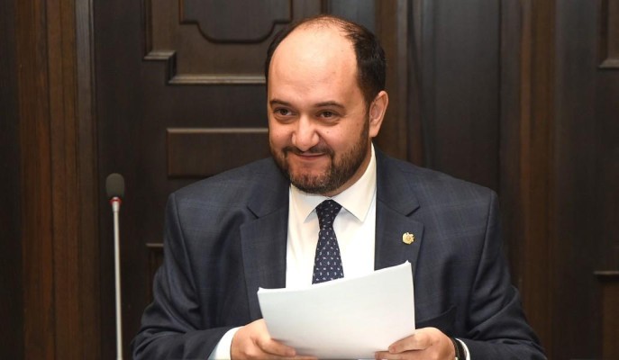 Արայիկ Հարությունյանը երկօրյա արձակուրդ է մեկնում