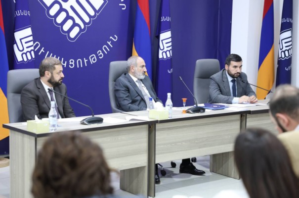 Փաշինյանի գլխավորությամբ «ՔՊ» նիստ է տեղի ունեցել