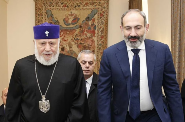 Գարեգին Բ կաթողիկոսը կոչեր է հնչեցնում վարչապետ Փաշինյանի հրաժարականի մասին. Պետդեպի զեկույցը