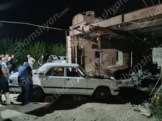 Արարատի մարզում ավտոմեքենան շղթայական ամբարձիչից ընկել է 73-ամյա տղամարդու վրա, ինչն էլ դարձել է մահվան պատճառ. shamshyan.com
