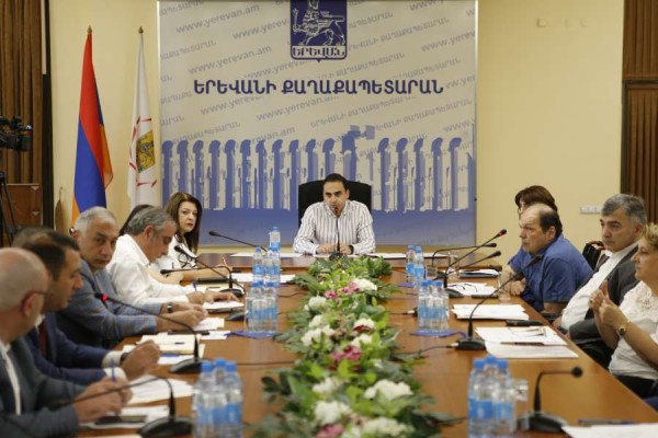 Երևանի քաղաքային հանձնաժողովի նիստում քննարկվել են հաշմանդամություն ունեցող անձանց խնդիրները