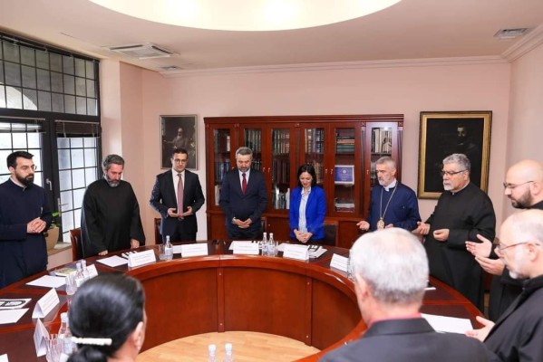 ԿԳՄՍ նախարարի համար աղոթքը շատ ծիծաղելի է