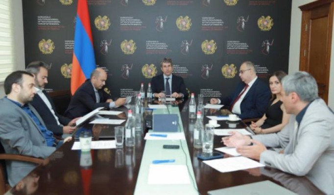 Ալիևի պահանջը` ընթացքի մեջ․ Հրապարակ