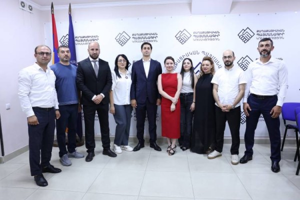 Պատգամավորներին պարտադրել են մասնակցել կուսակցության տարածքային խորհուրդների ձևավորմանը․ Հրապարակ