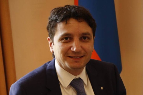 Այդ աբսուրդ գաղափարի հեղինակը ֆինանսների նախարարն է․ Հրապարակ