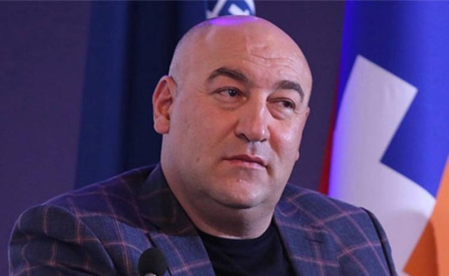 Առգրավել են Փարամազյանի մեքենան․ Հրապարակ