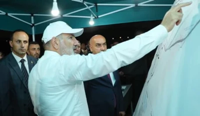 Արենիում շուրջ 2 կիլոմետր ճանապարհ է հիմնանորոգվում տուֆով. Դա կոլորիտ է տալիս. Փաշինյան