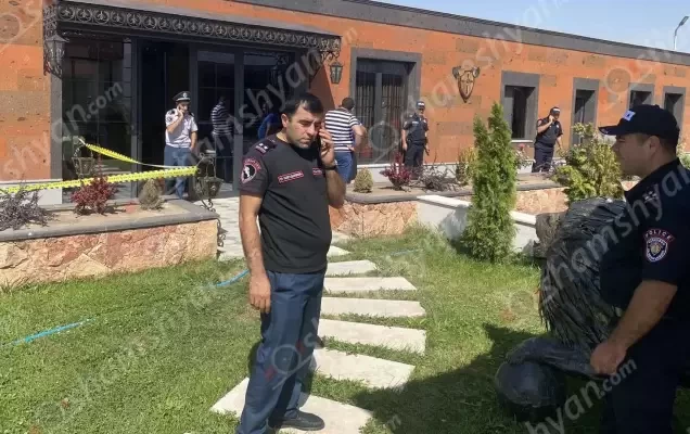 Լոգարանում հայտնաբերվել է 38-ամյա գործարարի մարմինը, կողքին էլ՝ Արցախի նախագահի կողմից որպես պարգև տրված ատրճանակը. shamshyan.com