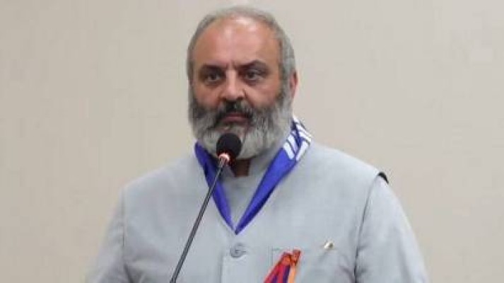 Բագրատ Սրբազանը հանդիպել է քաղաքական ուժերի հետ․ սեպտեմբերի 22-ին ամեն բան պարզ կդառնա․ Հրապարակ