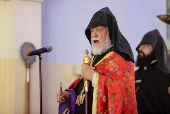 Արամ Ա Հայրապետը շնորհաբաշխ հովվապետական այցելություն է կատարել Անջարի հայկական ավան