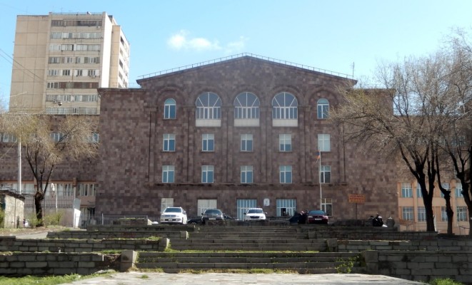 ԱԱԾ-ն մտել է Ջոն Կիրակոսյանի անվան թիվ 20 դպրոց․ աշխատակցին տեղափոխել են ՔԿ