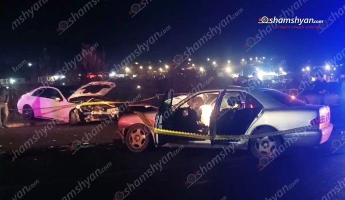 Սպիտակում բախվել են 2 «Mercedes»-ներ. կան վիրավորներ. shamshyan.com