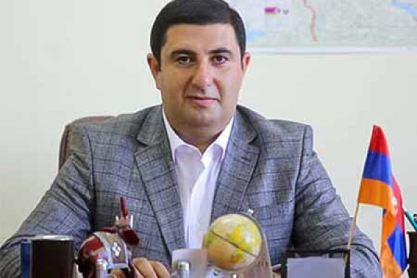 Ամենաուշը 2 օրից․ Բալասանյանը ստիպում է, որ Գյումրիի քաղաքապետը հրաժարական տա