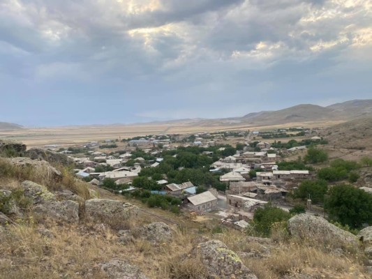 3 անչափահաս երեխայի մայր եմ, նպաստ չեմ ստանում. Թաթուլ գյուղի բնակիչ