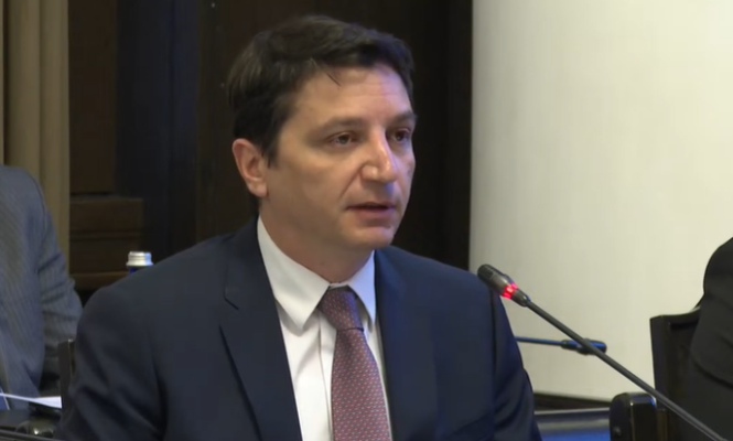 Խաղերի ոլորտում այլ երկրներում գործող կայքերը պետք է սահմանափակվեն. ֆինանսների նախարար
