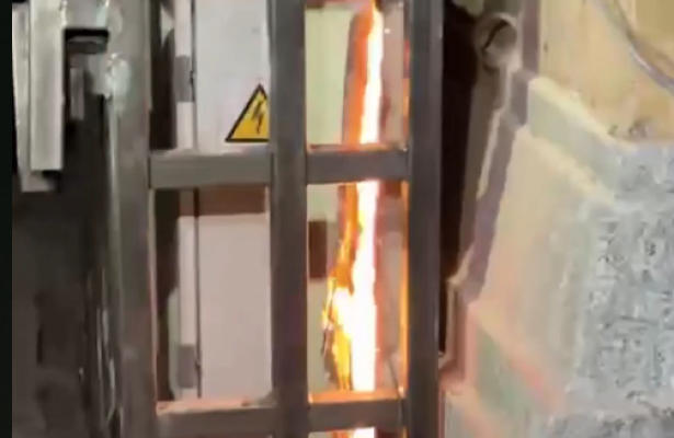 Ցուցարարները կտրատել են և այրել Վրաստանի խորհրդարանի էլեկտրական լարերը