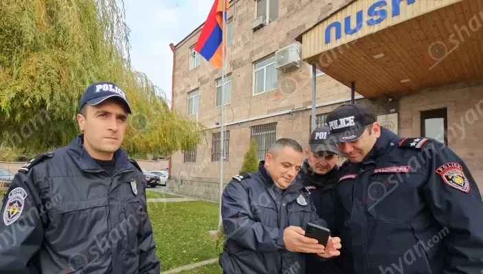 Ոստիկանները հայտնաբերել են խանութը թալանողներին, կոտրված տերմինալն ու Hyundai-ն. shamshyan.com