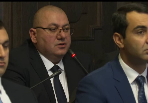 Փաշինյանը հաջողություն մաղթեց Շիրակի մարզպետին՝ հետագա համագործակցության հույսով
