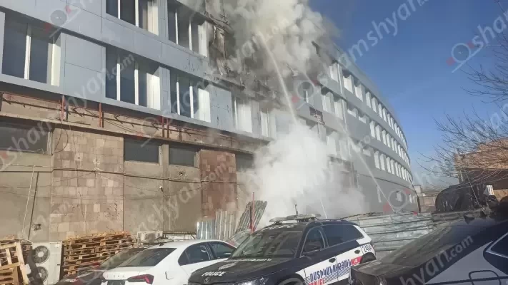 Խոշոր հրդեհ՝ Երևանում հայտնի «Skoda» սերվիզում և «Expocore» հյուրանոցում․ shamshyan.com
