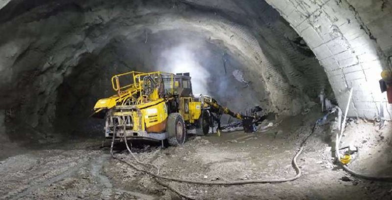 Շարունակվում է Քաջարան-Ագարակ ճանապարհահատվածի շինարարությունը