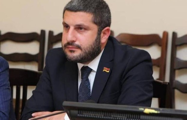 ՔՊ-ից կհեռացվի՞ նախկինների որդիների ընկեր Փամբուխչյանը