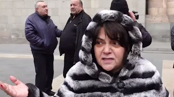Փաշինյանը ժողովրդին սարքել է գազար ու որտեղ հասնում՝ ծյոռկում է․ բողոքի ակցիայի մասնակից