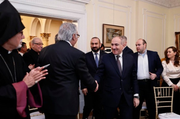Արարատ Միրզոյանը մասնակցել է ԱՄՆ հայ համայնքի ներկայացուցիչների հետ հանդիպմանը