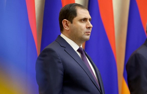 Սուրեն Պապիկյանը մեկնել է Գերմանիա